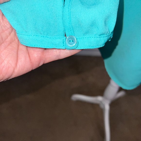Peter Nygard Turquoise 3/4 Sleeve Button Down Blouse with Tie Waist Size 10 - Picture 10 of 12